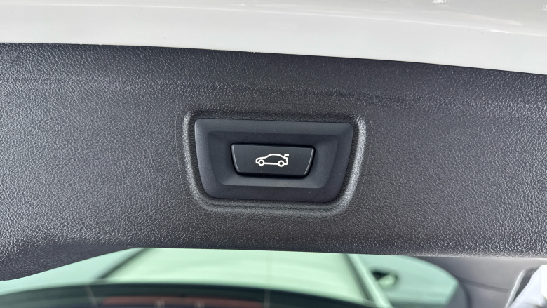 BMW 3 Series 320i M Sport 5dr Step Auto [Tech/Pro Pack] Petrol Estate